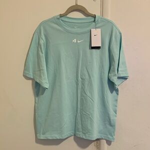 Nike women’s A’ja Wilson basketball loose fit tee! NWT